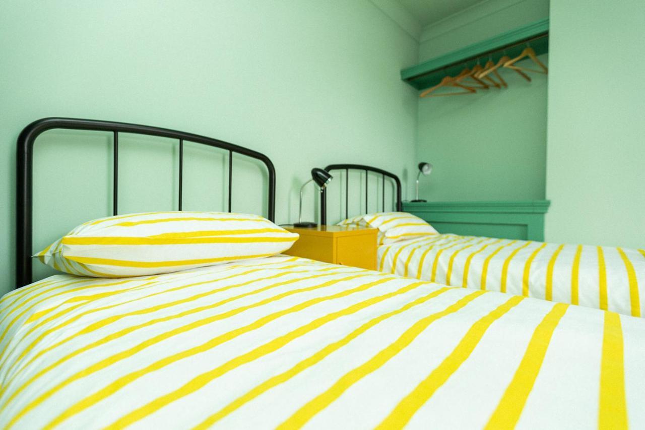 Apartamento Funky Flat In Margate'S Westbrook Bay Exterior foto