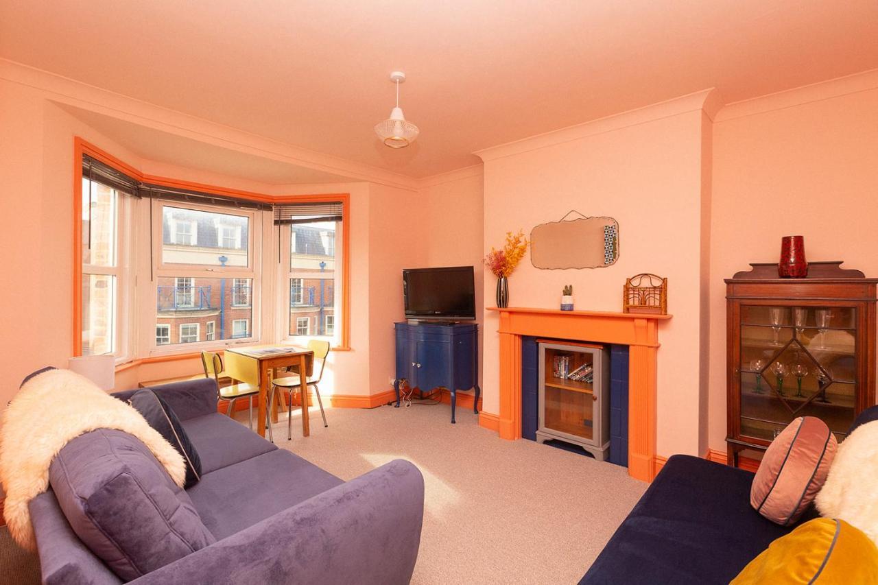 Apartamento Funky Flat In Margate'S Westbrook Bay Exterior foto