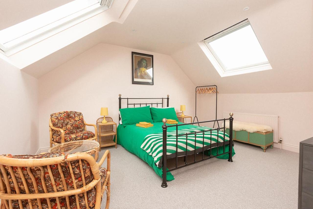 Apartamento Funky Flat In Margate'S Westbrook Bay Exterior foto